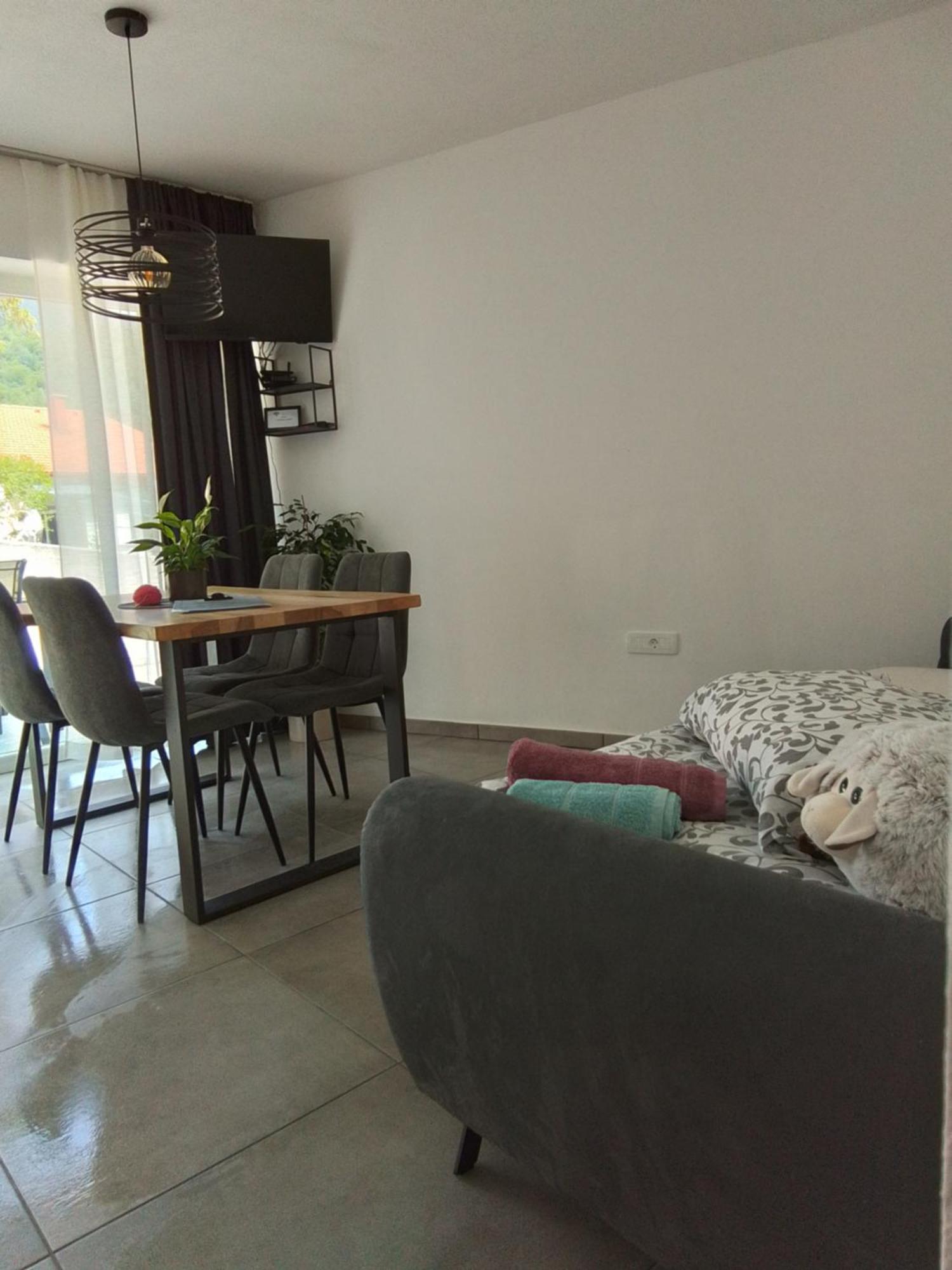 Apartamento Hisa Za Gradom Kobarid Exterior foto